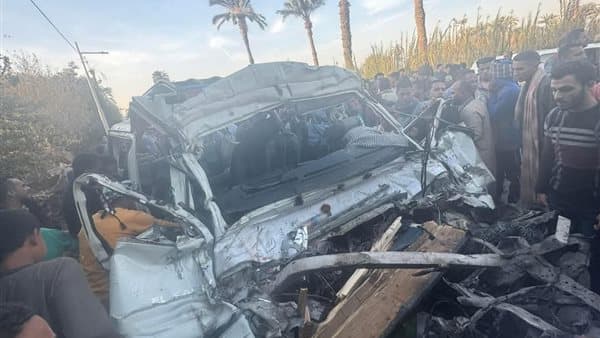 Minibus kills 3 on ring road