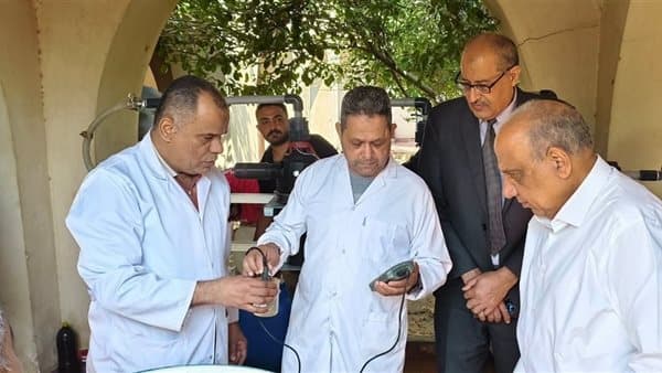 وزير الكهرباء يزور مركز البحوث النووية