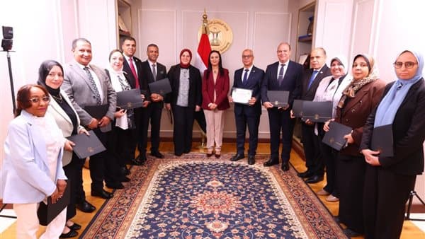 وزيرة التضامن تكريم موظفي أربع إدارات في أغسطس