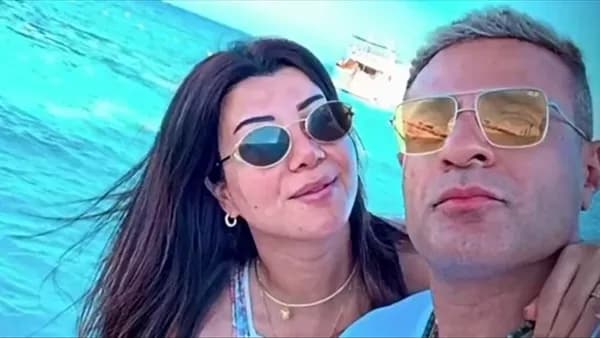 محمد نور يهنئ بذكرى زواجه