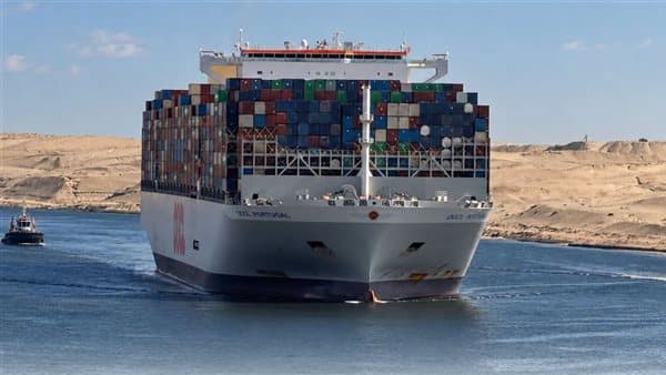 Suez Canal Hosts First Passage of OOCL PORTUGAL