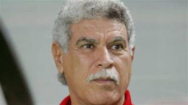 حسن شحاتة يقدم بلاغًا ضد زوجته الثانية