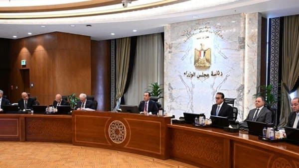 رئيس الوزراء يوضح هدف مؤتمر أكتوبر