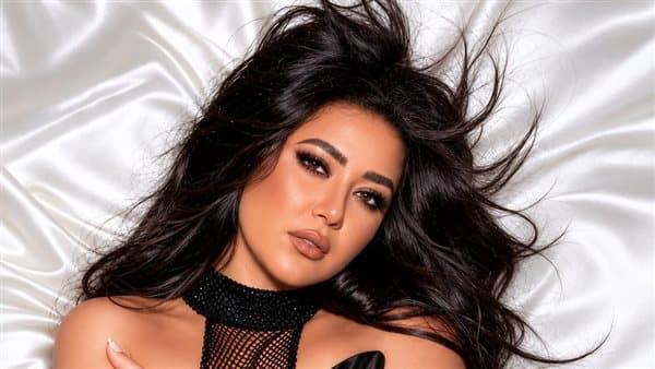 Rahma Mohsen leads trending charts with "I'm the Loser"