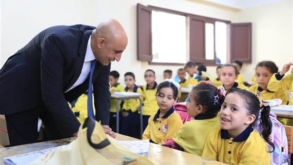 Education Minister, Minya Governor Visit Schools
