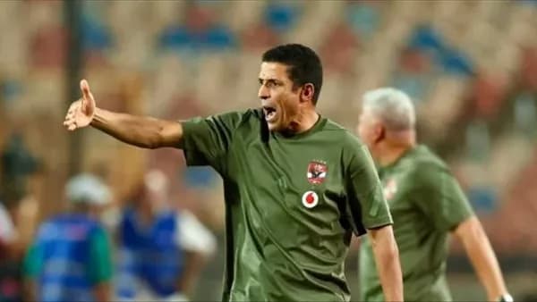 حسين عموتة يستعد لمفاجأة دفاع الأهلي أمام بترول أسيوط