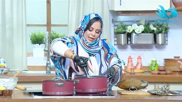 Sudanese Chef Shares Asida with Malah Al-Naimiya Recipe