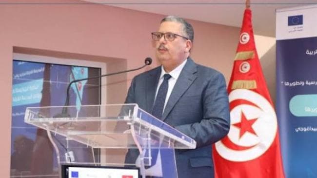Education Minister Supports Flexible School Hours