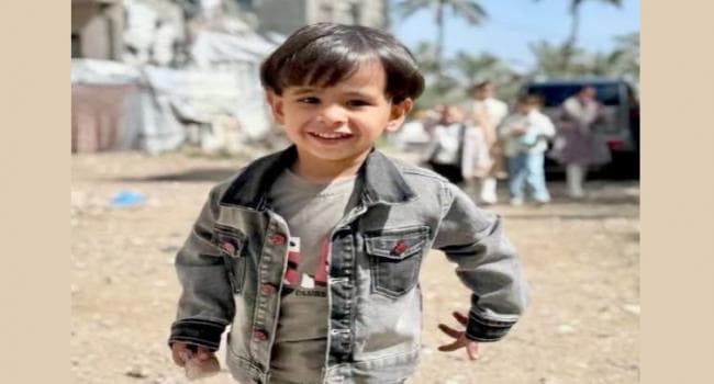 غزة: وفاة الطفل تيم حمدان في دير البلح