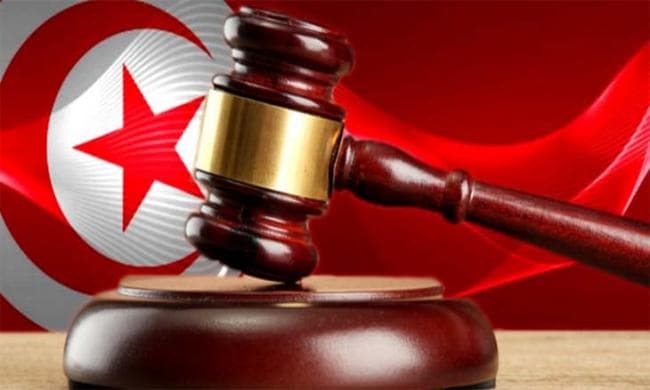 Mail officer faces embezzlement charges