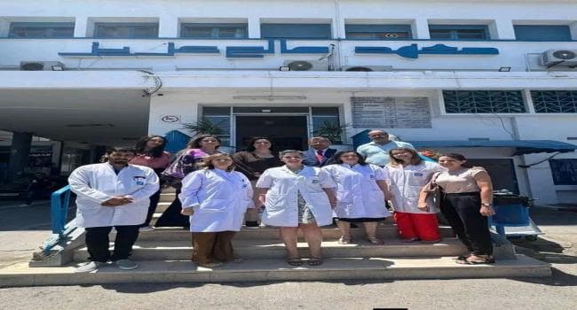 أنس جابر تقدم جهاز متطور لمعهد صالح عزيّز