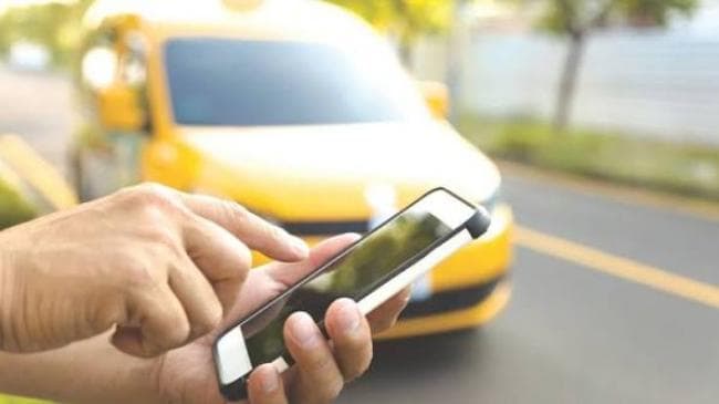 اتحاد التاكسي الفردي يدعو لتحسين وضعية المهنيين ومكافحة الدخلاء