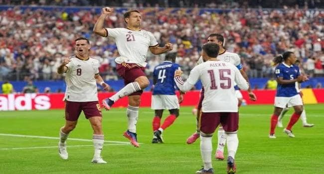 كأس العالم 2026: إسبانيا تتفوق على فرنسا 2-صفر وتتأهل إلى الدور النهائي