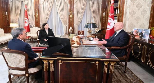 Kais Saied highlights banking support for economy