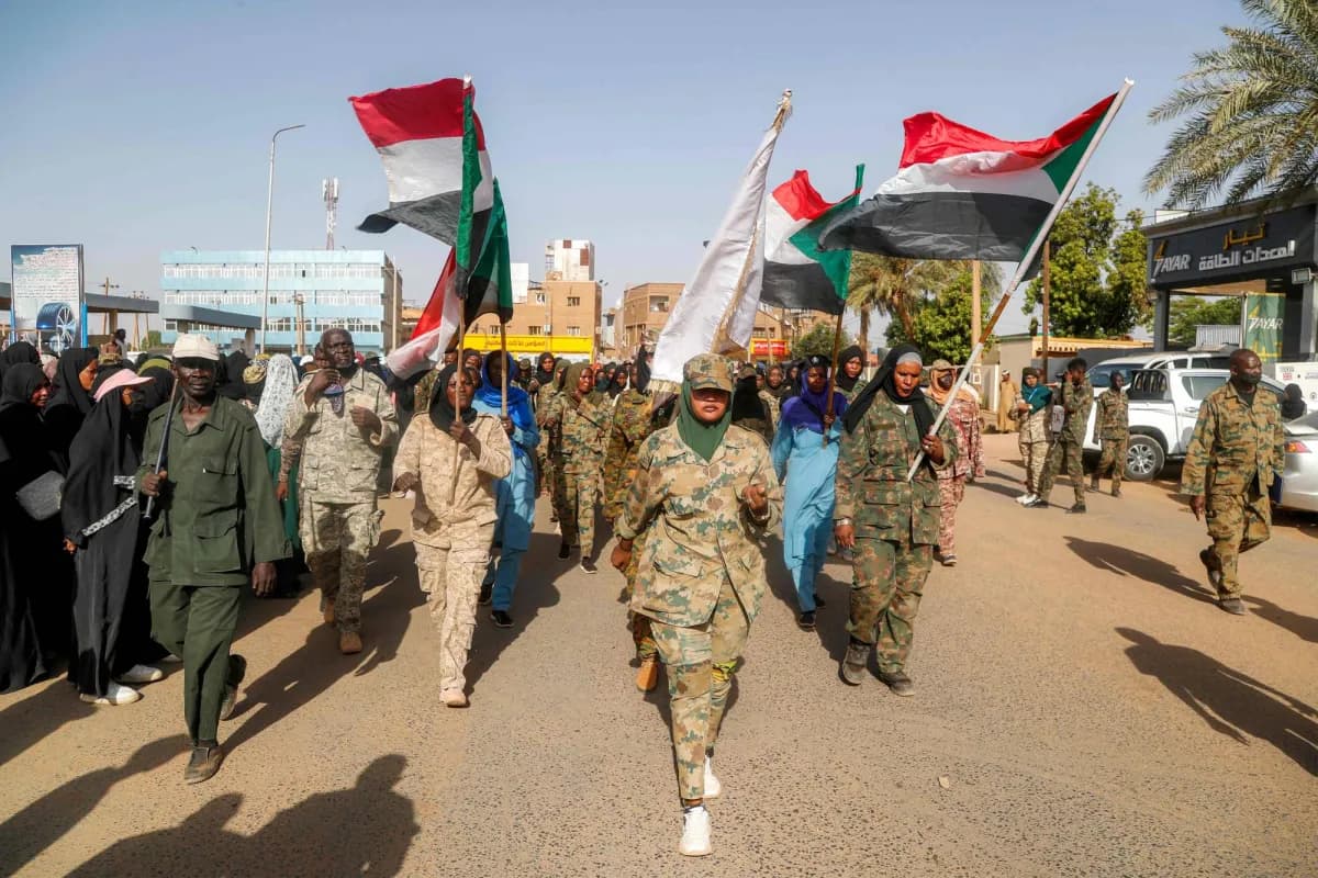 Sudanese army moves fight to Darfur