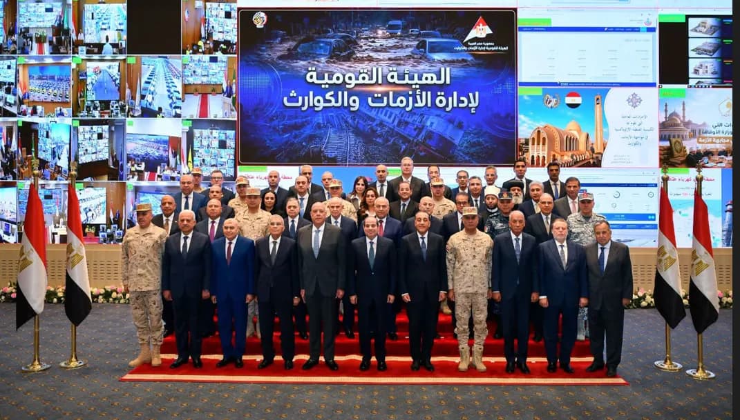 السيسي يستعرض إمكانات مصر في إدارة الطوارئ والأزمات