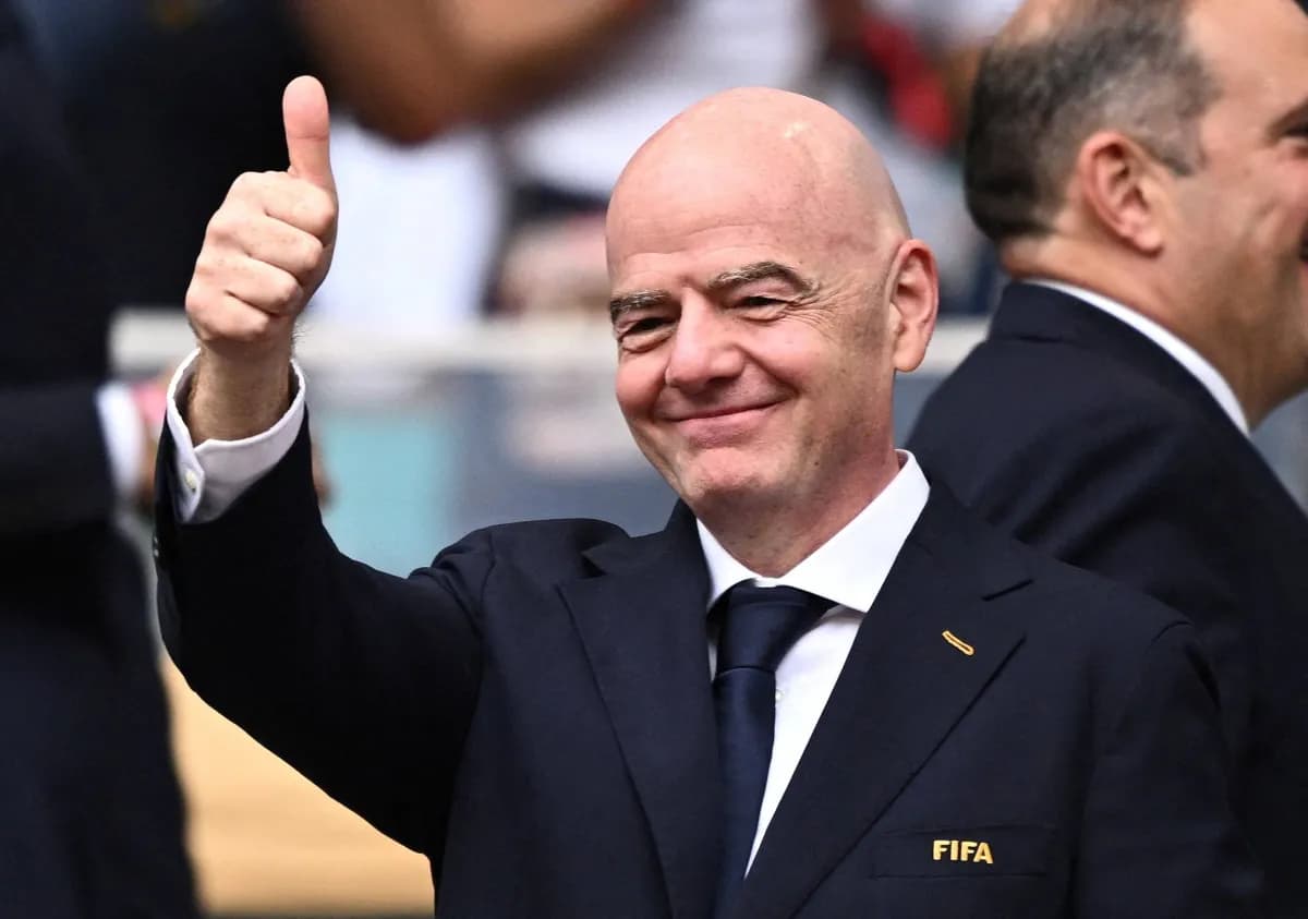إنفانتينو يعلن مناقشة زيادة المنتخبات في كأس العالم إلى 64 بعد المونديال