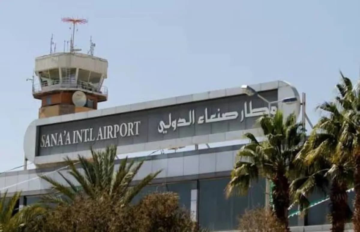 الحكومة اليمنية ترحب بإعادة رحلات صنعاء وعمّان
