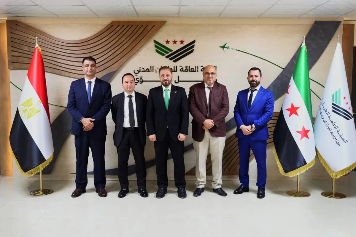 Egypt and Syria direct flights to boost ties