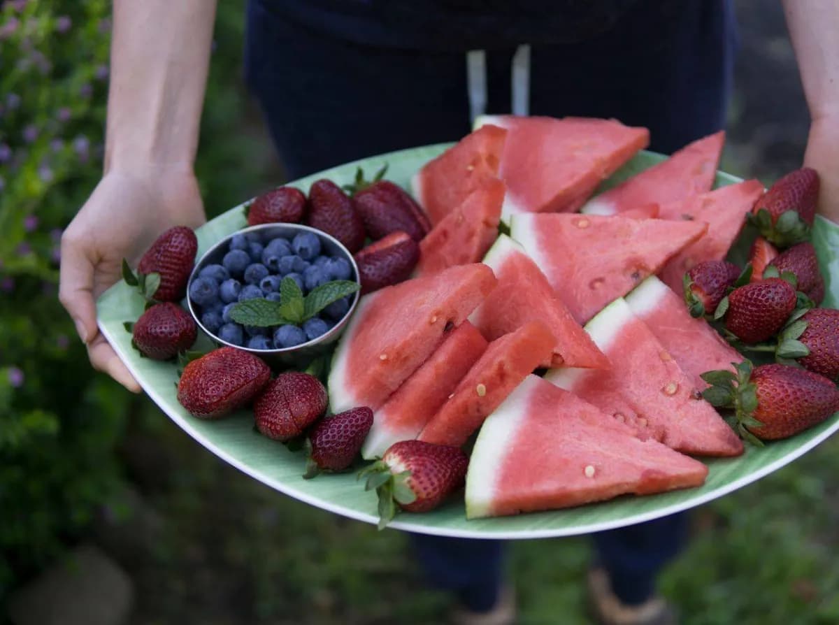 Watermelon or strawberry health benefits