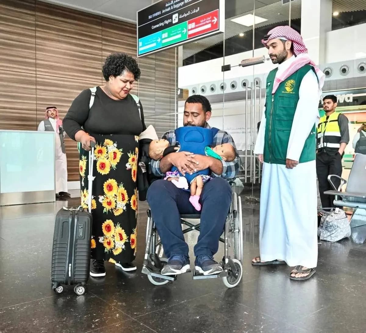 Fijian Twins Gisabelle and Desisia Arrive in Riyadh