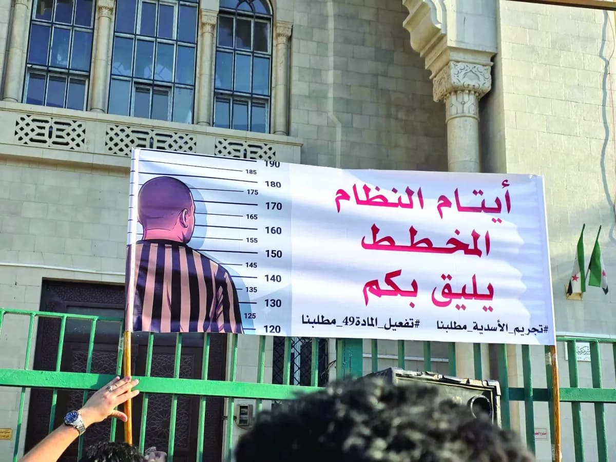 لبنان يوقف ضابط سابق سوري لارتكاب جرائم