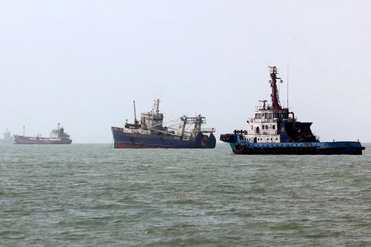 Maritime authorities: Container ship and military clash in Gulf of Oman