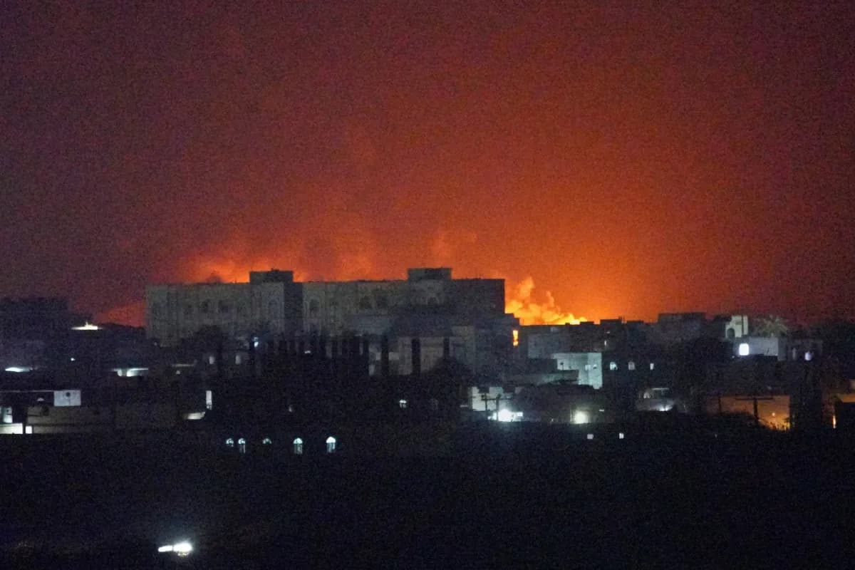 Houthi Shelling Targets Al-Makha
