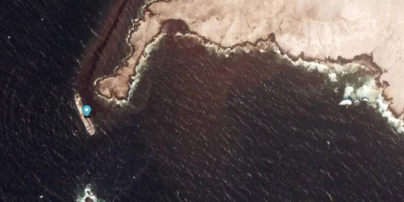 Oman: Oil contamination hits Ras Madurah beaches