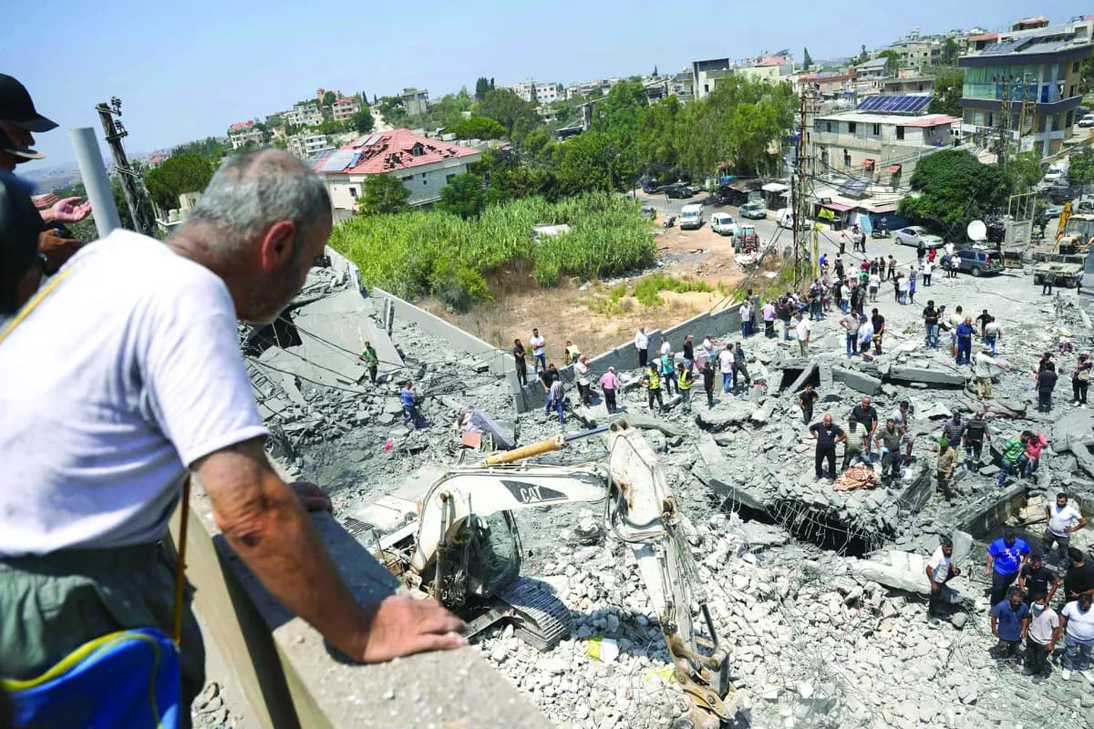 إسرائيل تخاطب لبنان وحزب الله