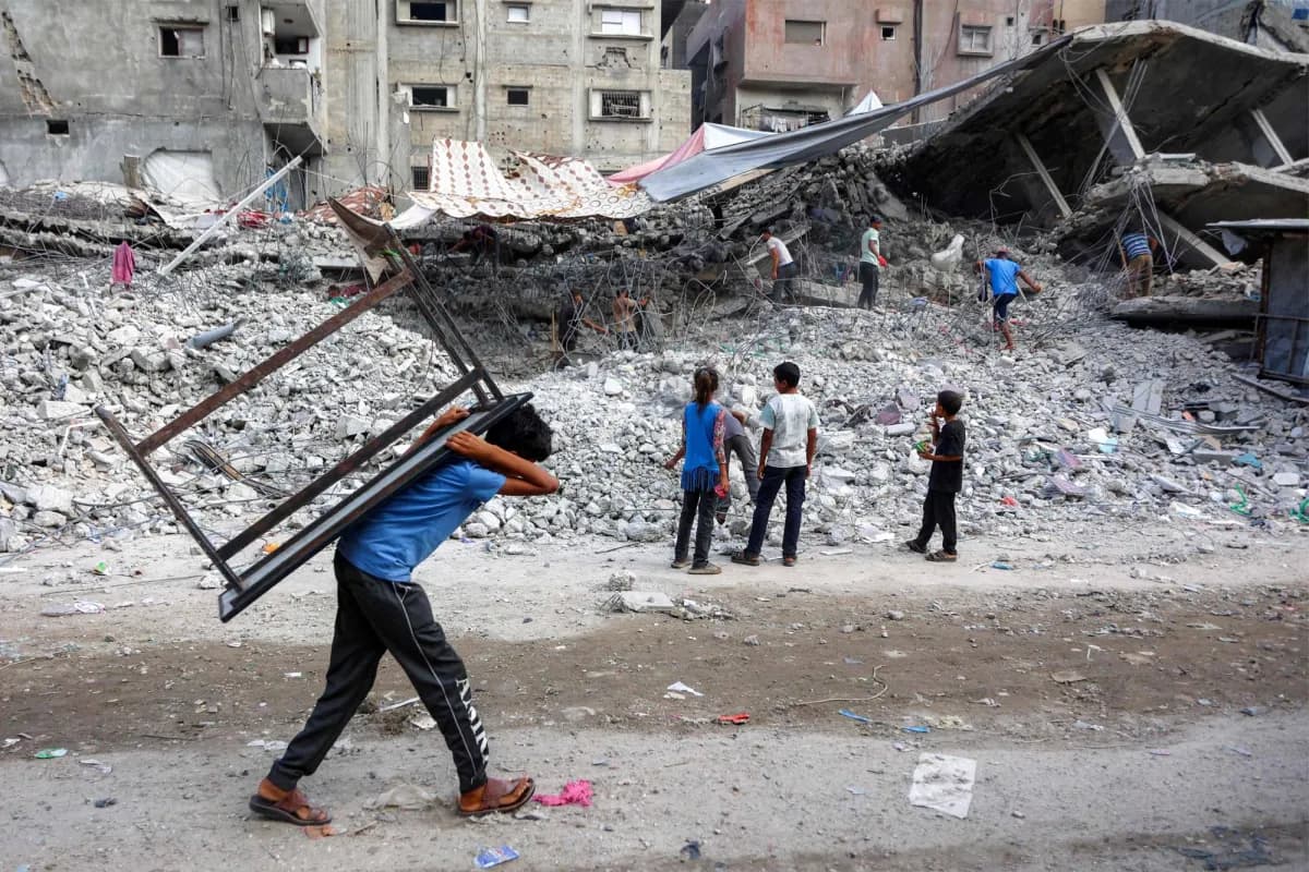 Gaza neighborhoods face tough nights