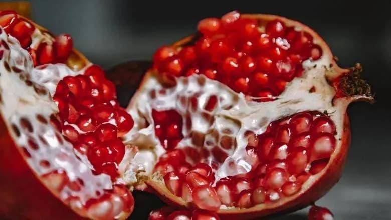 Effects of pomegranates and walnuts on heart health