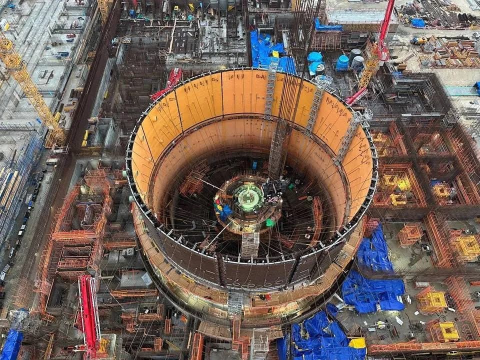 Egypt and Russia agree to expand nuclear project