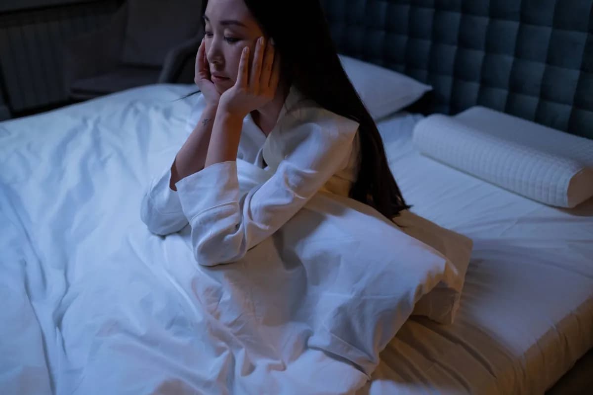 Tips to relax and sleep when anxious at night