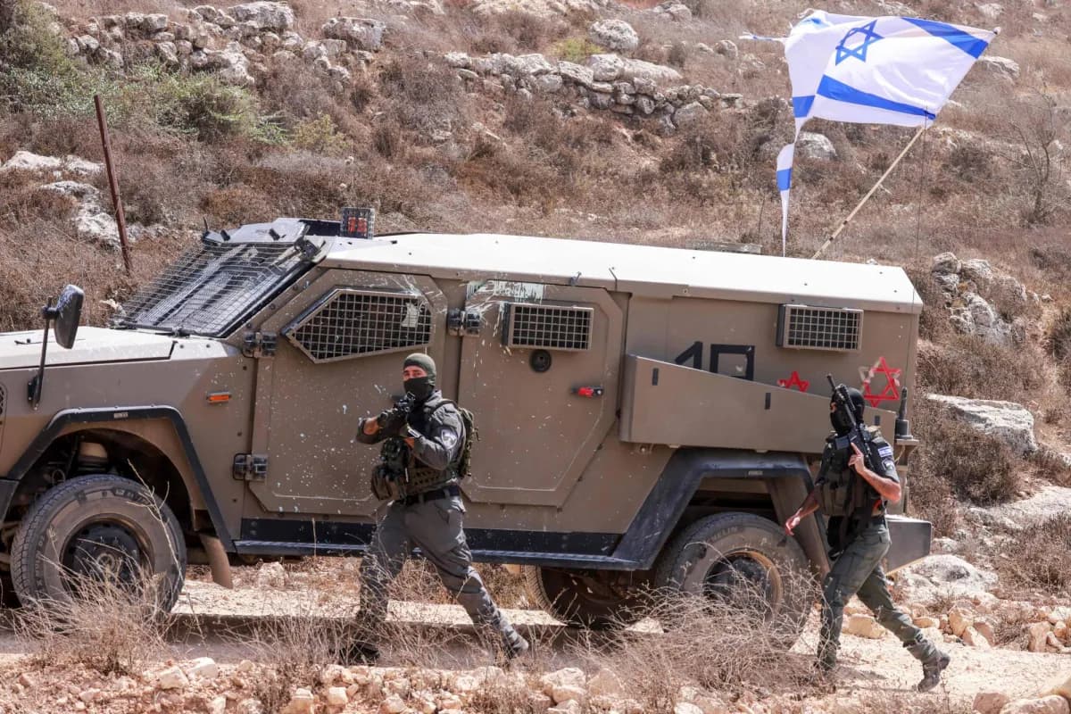 West Bank settlers attack Islamic sites and US crew