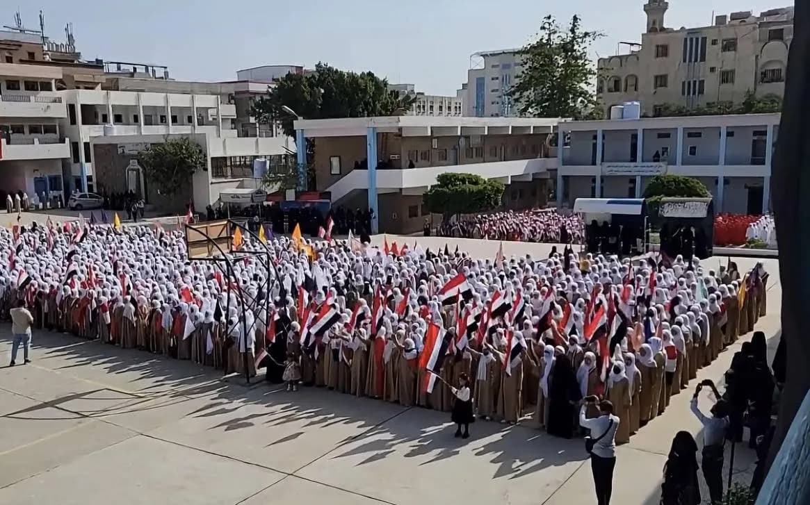 أطفال اليمن يتخلون عن الدراسة بسبب الأزمة المعيشية