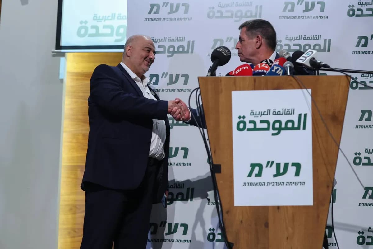 Israel elections: Jewish candidate joins Arab list