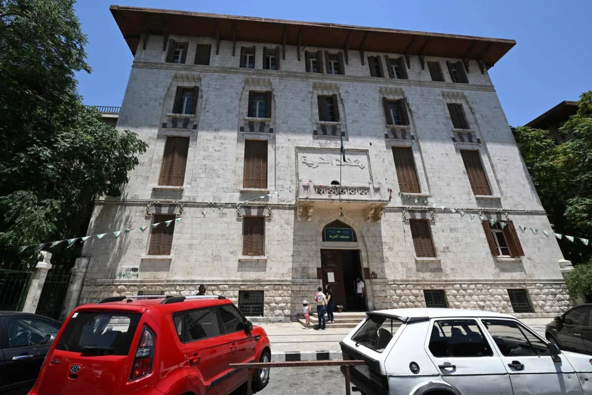 Damascus school plans gender separation