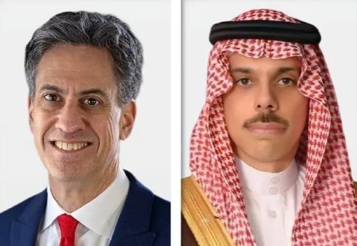 وزيرا خارجية السعودية وبريطانيا يناقشان أمن الممرات المائية