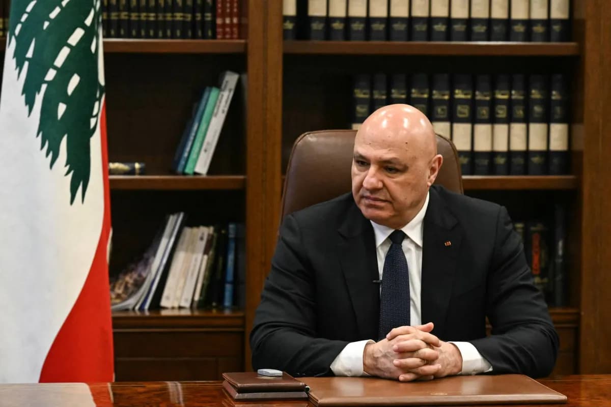 الرئيس اللبناني يدعم استعادة قرار الحرب والسلام