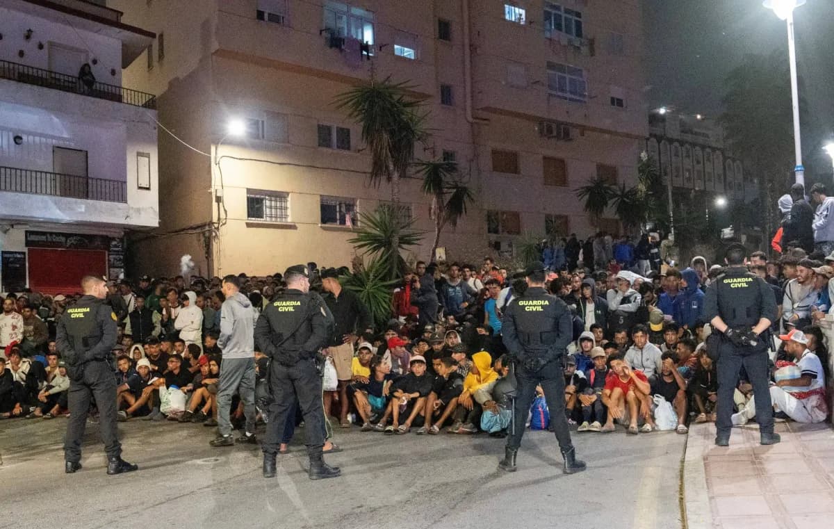 Spain moves migrants from Ceuta beaches