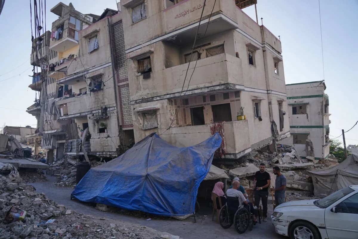 Israeli Airstrikes Kill Three in Gaza