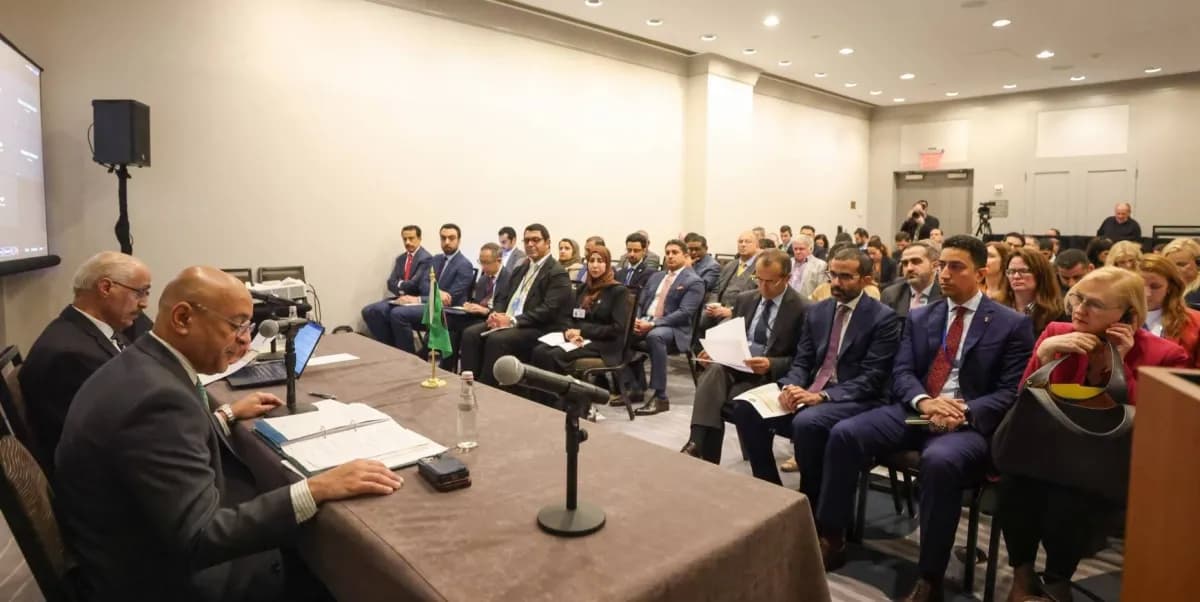 Gulf States Reject Armed Groups