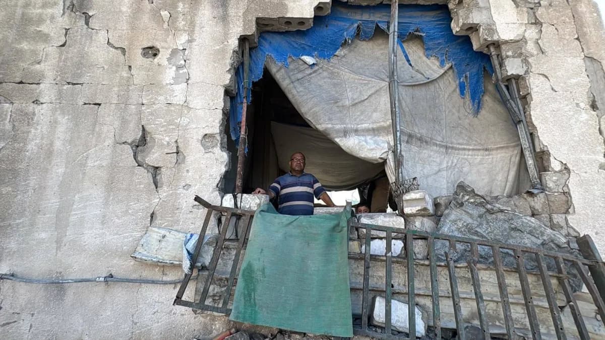 Gaza buildings face winter threat