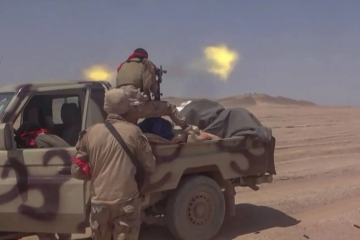 Yemeni Parliament Approves Mobilization Against Houthis
