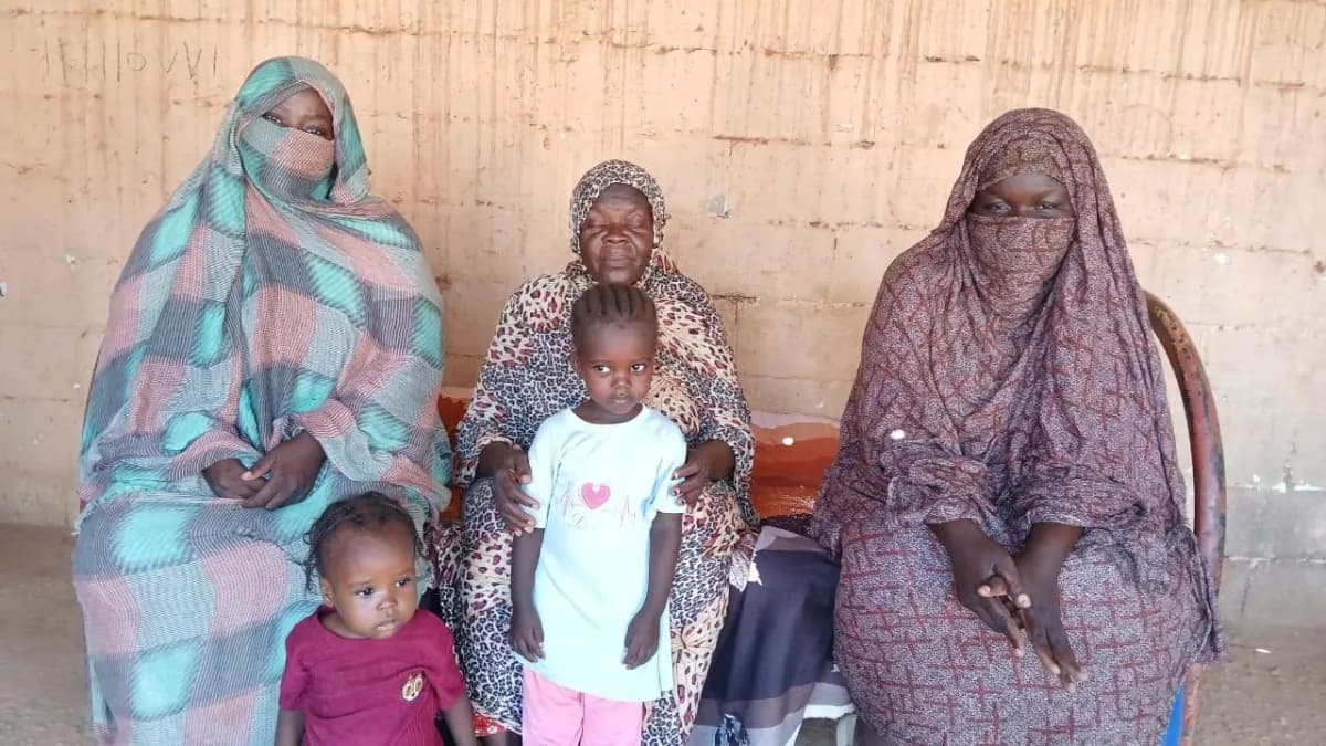 حياة أسرة سودانية نازحة