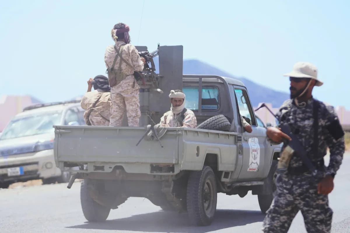Yemen Dawn Challenges Houthis