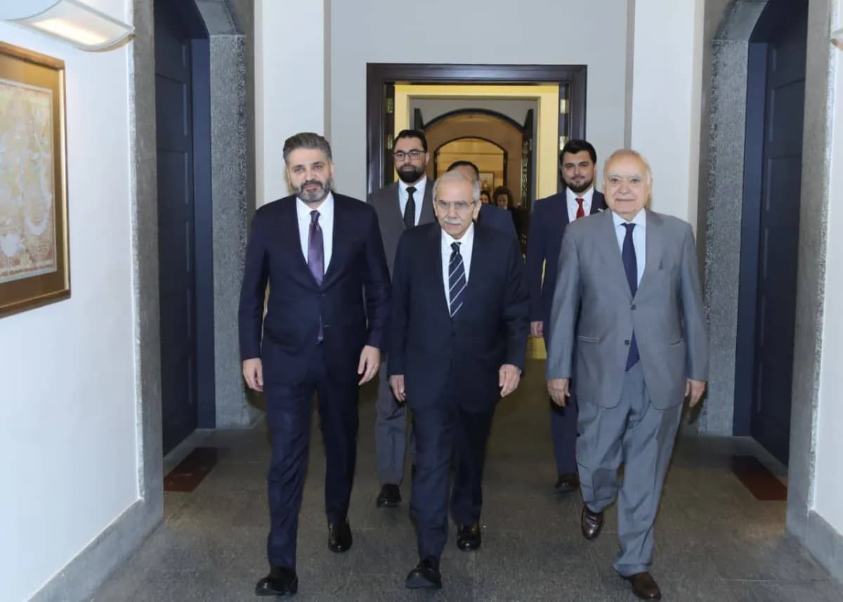 وزير الثقافة السوري يؤكد تعزيز العلاقات مع لبنان