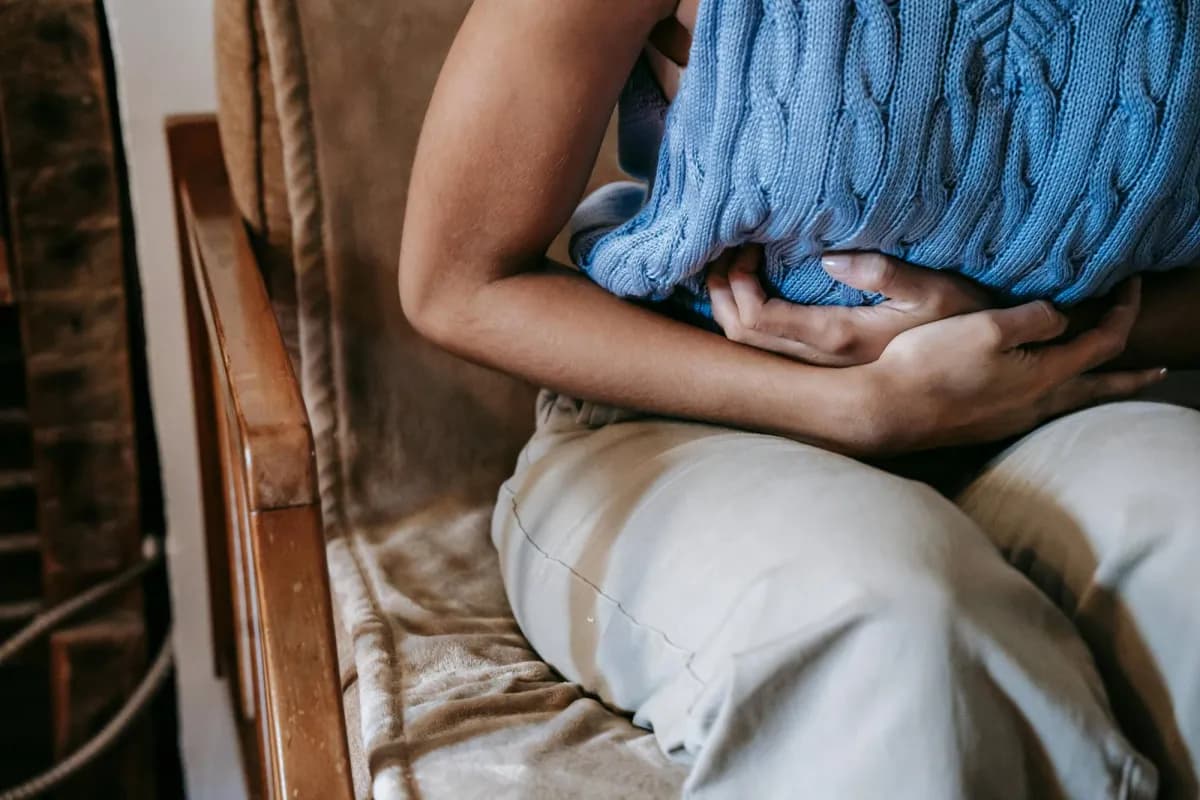 أسباب زيادة الإمساك في الشتاء وكيفية التعامل معه