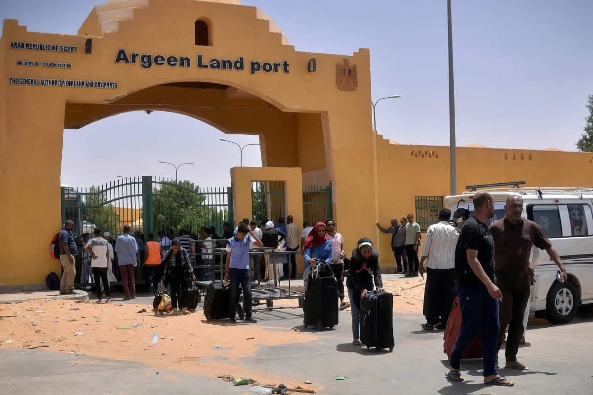 Egyptian drivers killed in Khartoum inhibit travel